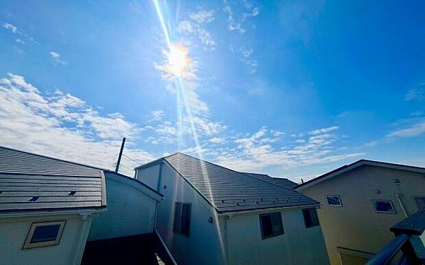 《眺望》 ■目の前には気持ちの良い青空が広がります。