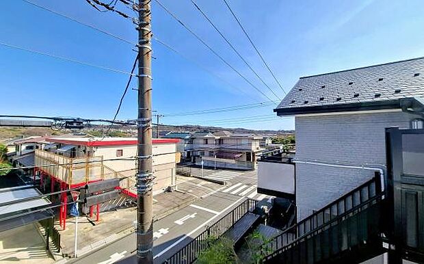 《眺望》 ■「空」×「光」×「風」。開放感を具現化したような現地は、まさに「永住の地」としての選択肢です。