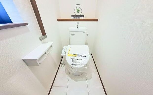 《トイレ》■トイレは明るい空間で清潔感があります。