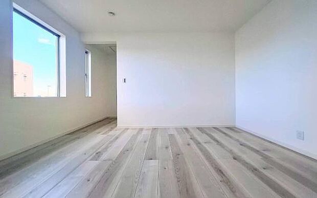 《洋室》　■明るくスタイリッシュな空間になっています。