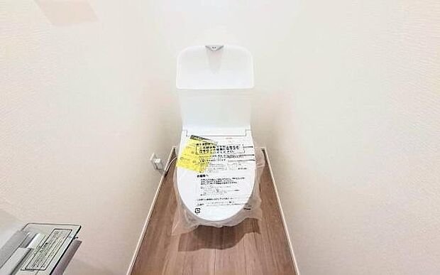 《トイレ》　■清潔感のある落ち着いたトイレ。