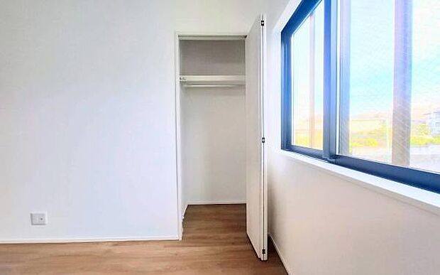 《収納》　■効率よく片付けられる収納スペース