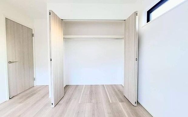 《収納》　■効率よく片付けられる収納スペース