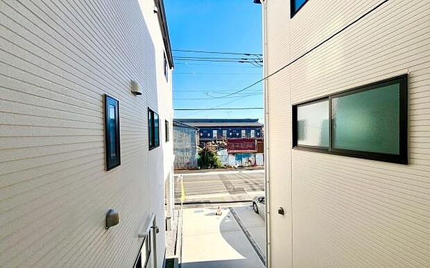 《眺望》 ■目の前には気持ちの良い空が広がります。