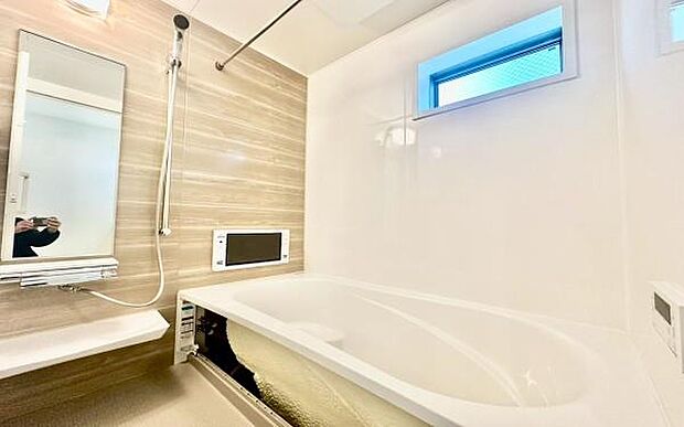 《浴室 》 ■バスルームは一日の疲れを癒す居心地の良い空間です。