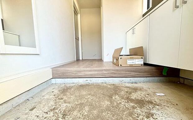 《玄関》 ■我が家の顔である玄関。帰るのが楽しみになりますね。