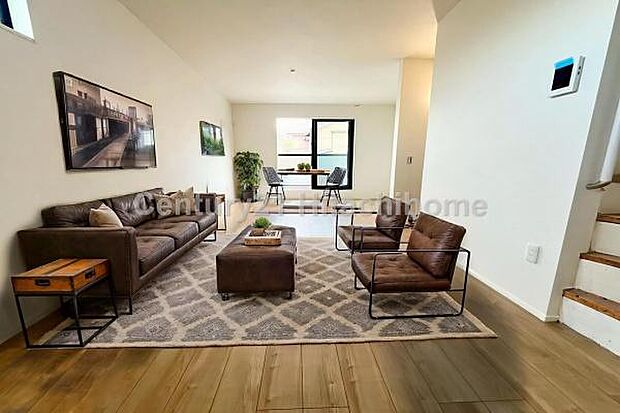 《リビングダイニング》 ■本画像は家具や小物の配置をCGで作成しており、実際に現地に家具や小物は置かれておりません。また、価格に家具や小物は含まれておりません。