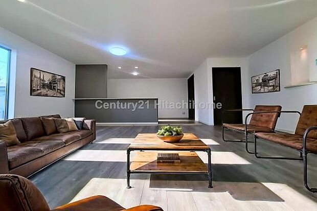 《リビングダイニング》 ■本画像は家具家電や小物の配置をCGで作成しており、実際に現地に家具家電や小物は置かれておりません。また、価格に家具家電や小物は含まれておりません。