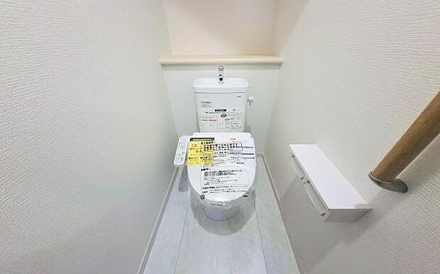 《トイレ》 ■清潔感のある落ち着いたトイレ。