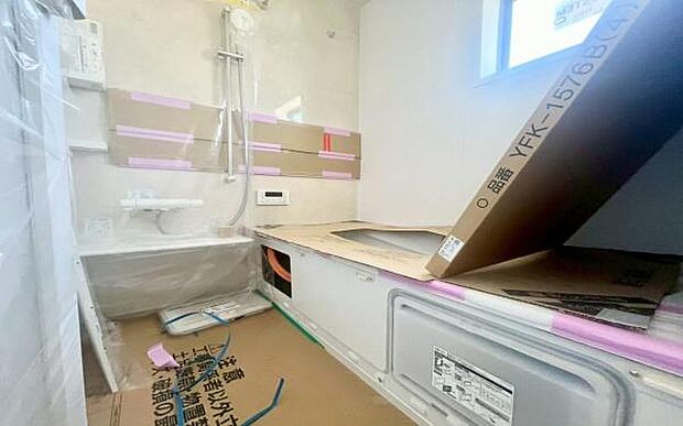 《浴室 》 ■バスルームは一日の疲れを癒す居心地の良い空間です。