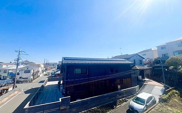 《眺望》 ■目の前には気持ちの良い青空が広がります。開放的で開けた空間が望めます。