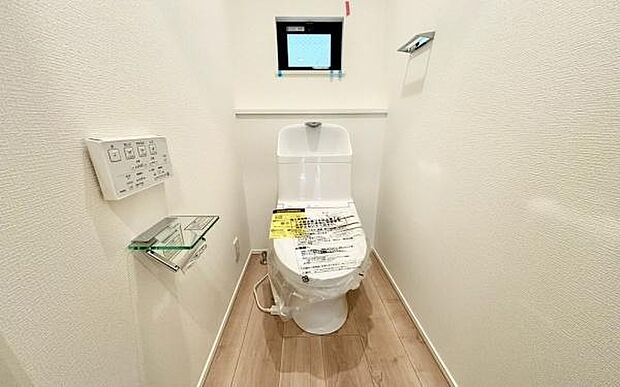 《トイレ》 ■清潔感のある落ち着いたトイレ。