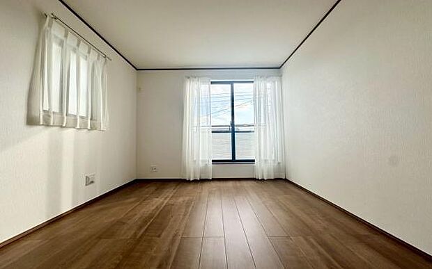 《洋室》　■明るくスタイリッシュな空間になっています。