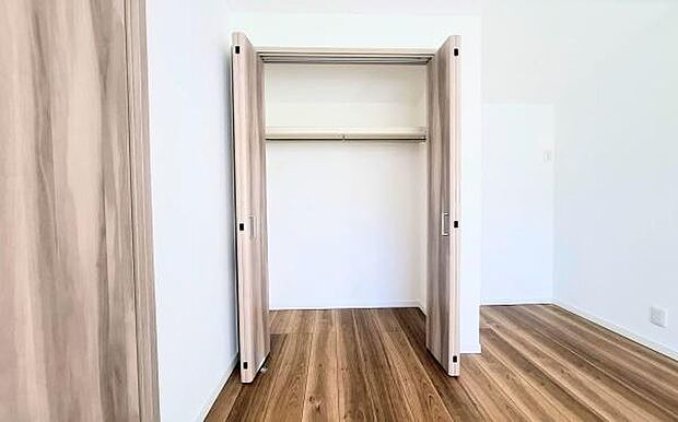 《収納》　■使い勝手の良い収納です