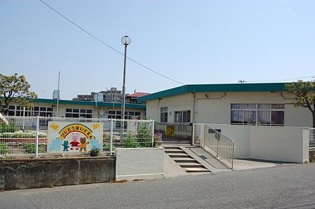 藤沢市辻堂保育園まで713m、藤沢市公立保育園の基幹保育所としての役割も担っています地域に根差した保育園