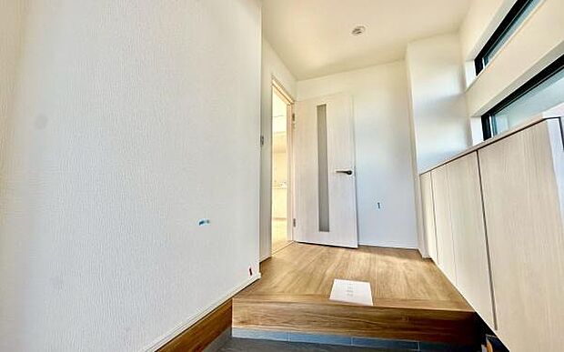 《玄関》 ■我が家の顔である玄関。帰るのが楽しみになりますね。