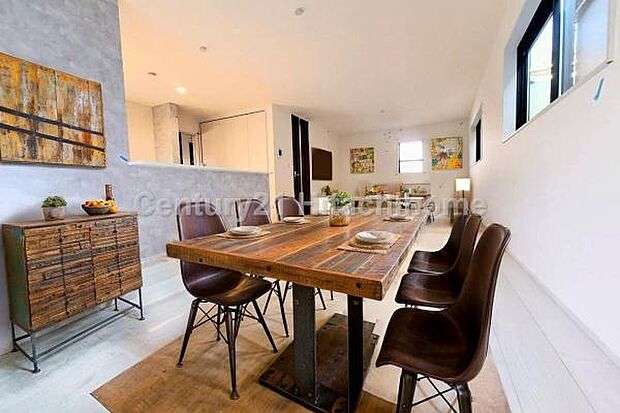 《リビングダイニング》 ■本画像は家具や小物の配置をCGで作成しており、実際に現地に家具や小物は置かれておりません。また、価格に家具や小物は含まれておりません。