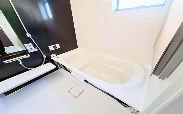 《浴室》 ■ゆったりくつろげる癒しのバスルーム。