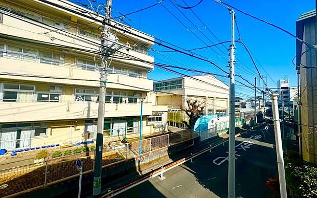 《眺望》 ■「空」×「光」×「風」。開放感を具現化したような現地は、まさに「永住の地」としての選択肢です。