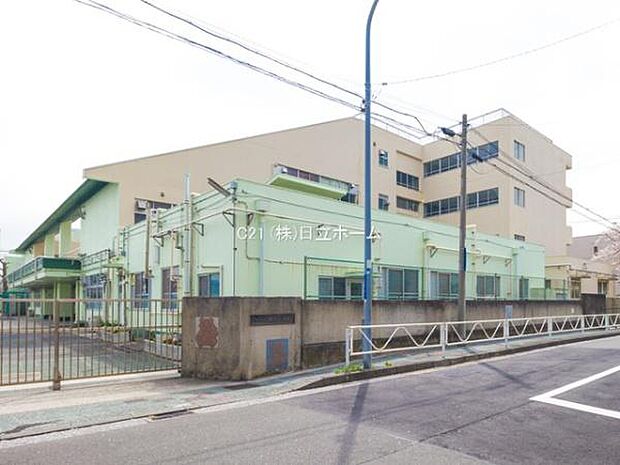 横浜市立磯子小学校まで271m