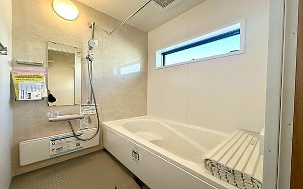 《浴室》 ■ゆったりくつろげる癒しのバスルーム。