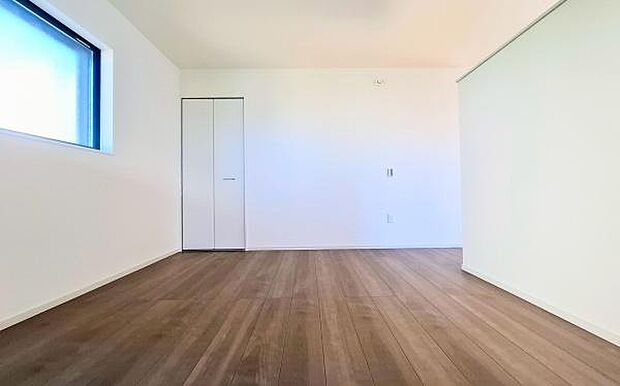 《リビングダイニング》 ■ご家族でゆったりとした時間を過ごす場所です。