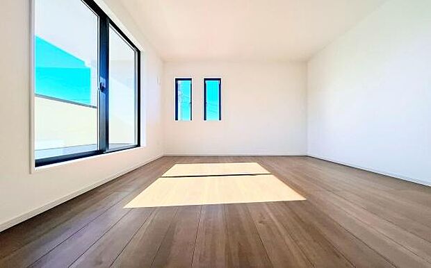 《寝室》 ■心地よい眠りへといざなうしっとりと落ち着いた雰囲気の寝室。