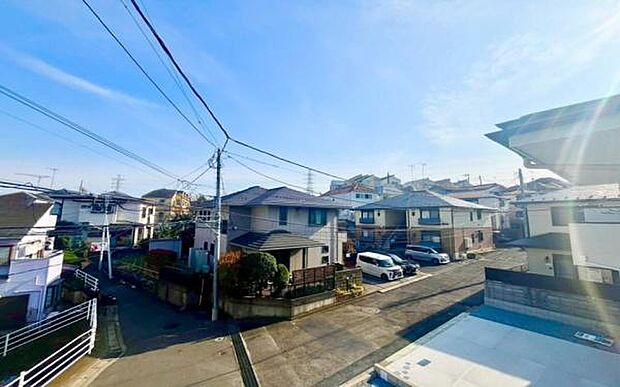 《眺望》 ■「空」×「光」×「風」。開放感を具現化したような現地は、まさに「永住の地」としての選択肢です。