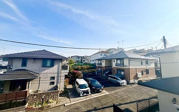 《眺望》 ■「空」×「光」×「風」。開放感を具現化したような現地は、まさに「永住の地」としての選択肢です。