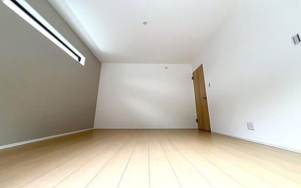 《洋室》 ■くつろぎの場としてだけでなく、趣味や仕事のパーソナルスペースとしても活躍する洋室。個の時間をたっぷり楽しめる快適空間です。