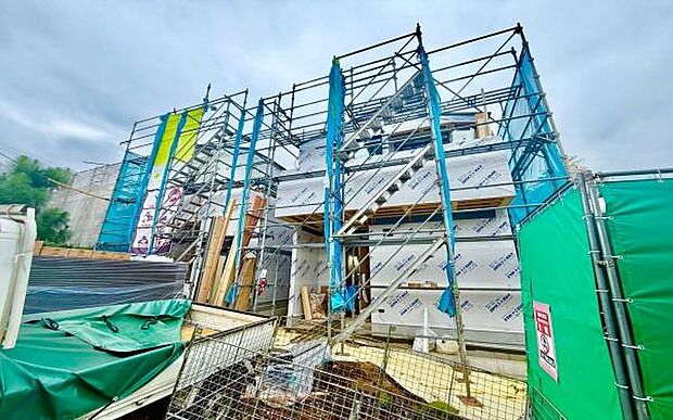 《現地》 安心して暮らせそうな住環境です。