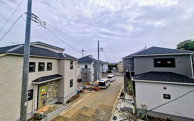 《眺望》 ■目の前には気持ちの良い青空が広がります。