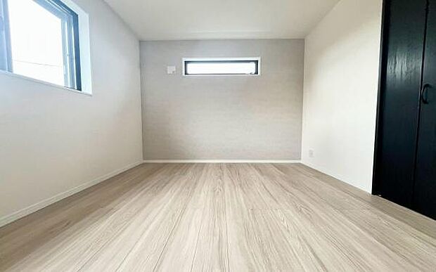 《洋室》 くつろぎの場としてだけでなく、趣味や仕事のパーソナルスペースとしても活躍する洋室。個の時間をたっぷり楽しめる快適空間です。