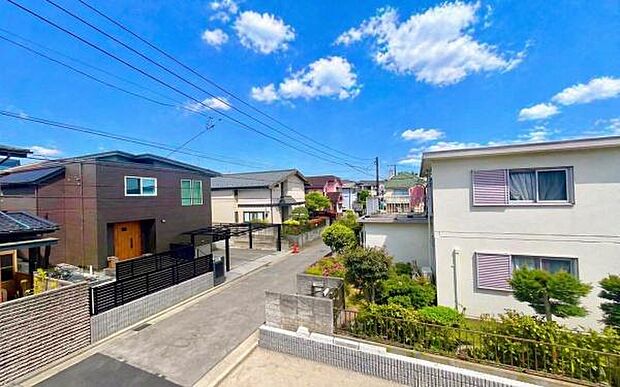 《眺望》　■「空」×「光」×「風」。開放感を具現化したような現地は、まさに「永住の地」としての選択肢です。