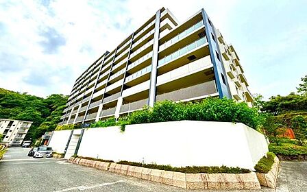 《外観》 ここから一つ一つ思い出を紡いでいく。マイホームはいつも家族の歴史とともにあります。