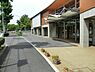 周辺：学校法人西部学園　文庫幼稚園まで1480m、横浜市預かり保育幼稚園認定。高台に位置し、近くに名刹である称名寺、海の公園などの豊かな環境に恵まれています。