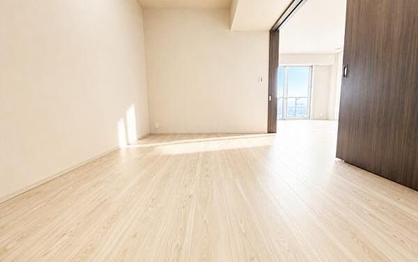 洋室を拡大表示