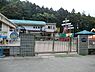 周辺：しみずがおか幼稚園まで764m、1960年に創立された歴史ある幼稚園（二俣川駅徒歩18分運転試験場近く）