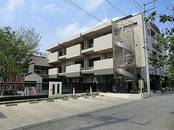 双葉保育園まで1846m、社会福祉法人ふたば会が運営する保育園です。自然と触れ合いながら、心身ともに健やかに、個性を尊重した保育