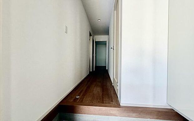 《玄関》 ■我が家の顔である玄関。帰るのが楽しみになりますね。