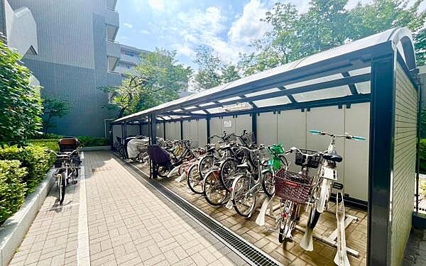 《共用部分》　■駐輪場