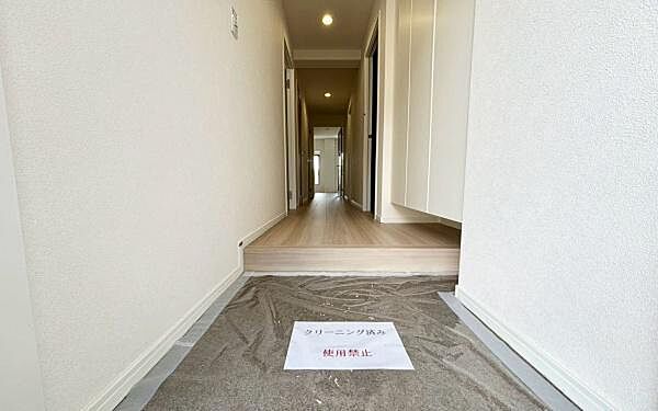 《玄関》　■我が家の顔である玄関。帰るのが楽しみになりますね。