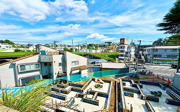 《現地》　心地よいライフスタイルが実現できるそんな予感。