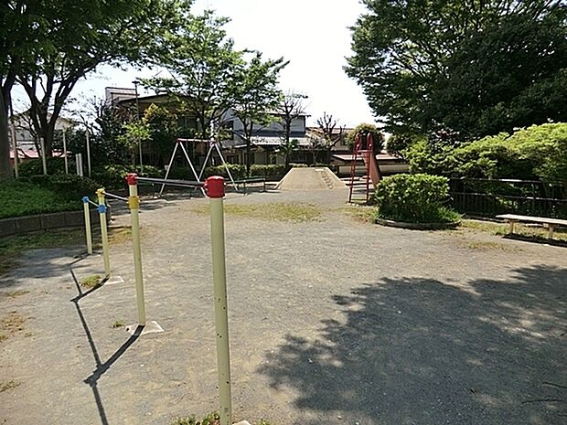 大郷山第二公園まで819m、写真家が集まる…富士山の絶景スポット。 遊具は鉄棒しかありませんが天気の良い日は富士山が綺麗