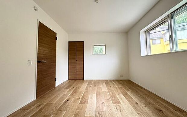 《寝室》 ■個の時間をたっぷり楽しめる快適空間です。