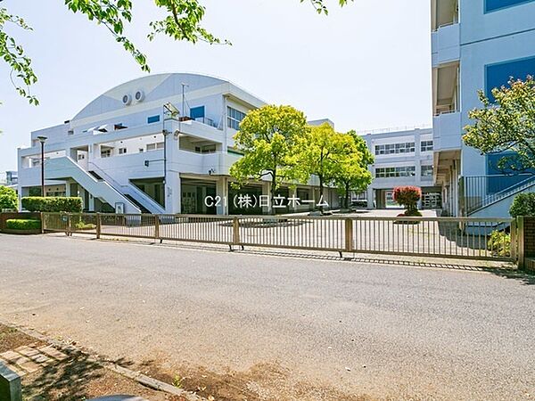 横浜市立鶴見小学校まで423m