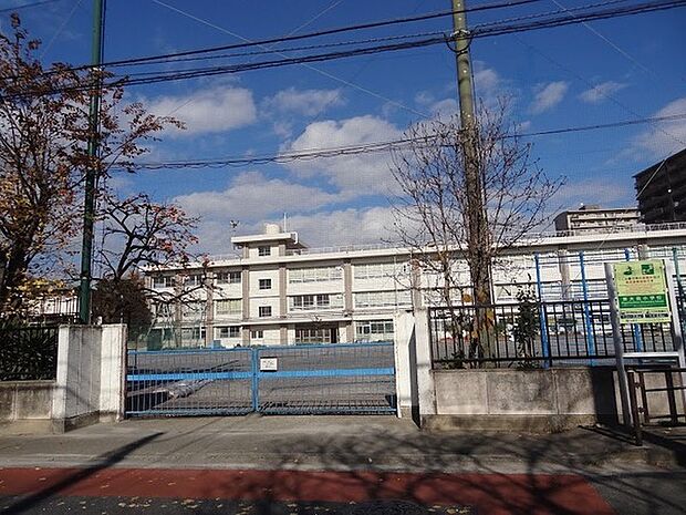 川崎市立東大島小学校まで421m