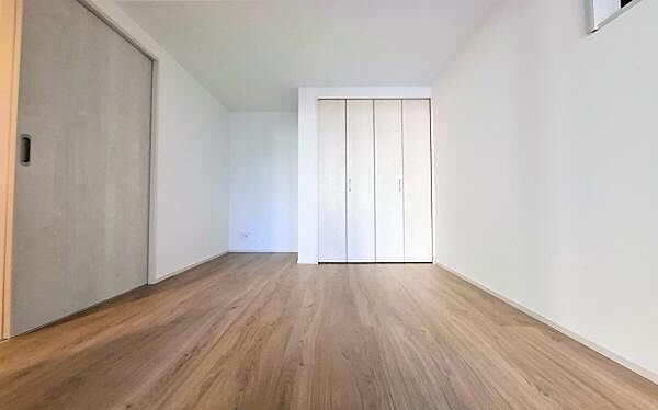 《洋室》■品のある落ち着いた洋室