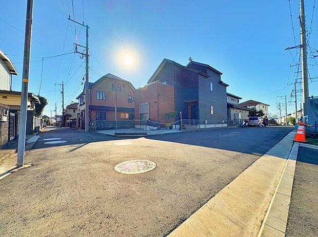 人通り車通りも少なくお子様がいらっしゃるご家庭も安心してお住まいになれます。