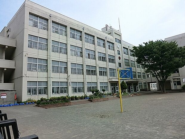 大和市立大和東小学校まで1127m